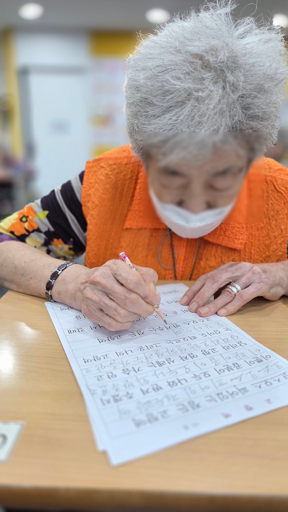 /user/t/thehappycare/editor/2511/e3248f7daca7a73c27f353505eac1f64_1762227218_1776.jpg 이미지크게보기