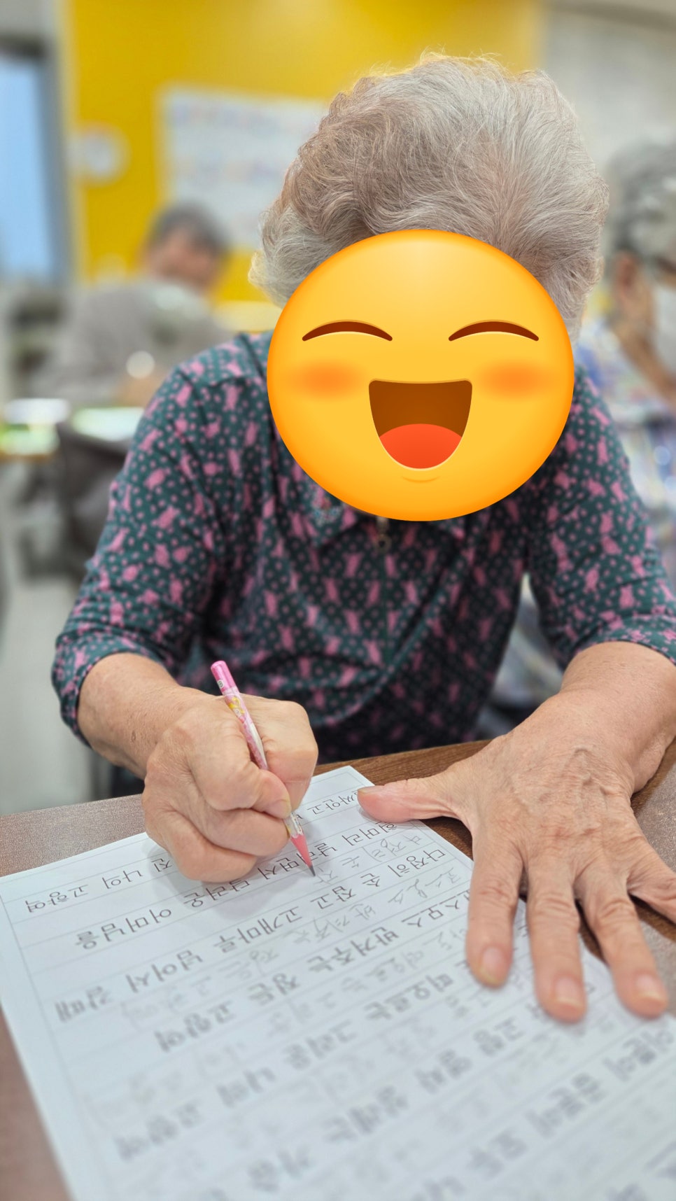 /user/t/thehappycare/editor/2511/e3248f7daca7a73c27f353505eac1f64_1762227219_5164.jpg 이미지크게보기